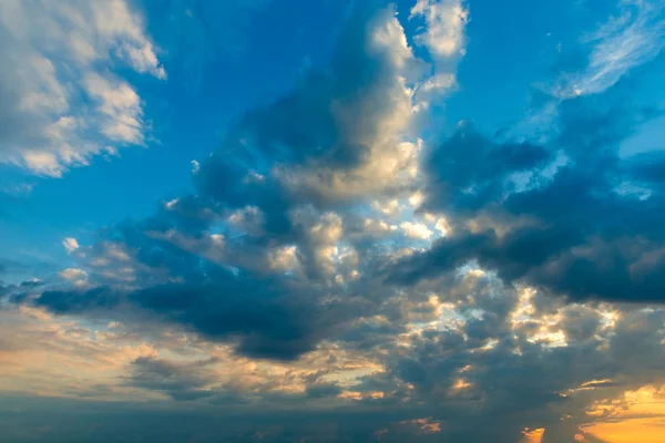 화려 한 하늘과 일출. — 스톡 사진