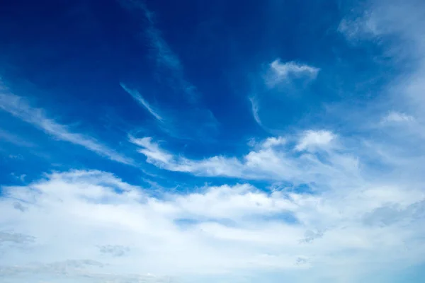 Hermoso cielo azul —  Fotos de Stock
