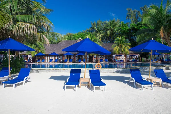 Otelde yüzme havuzu