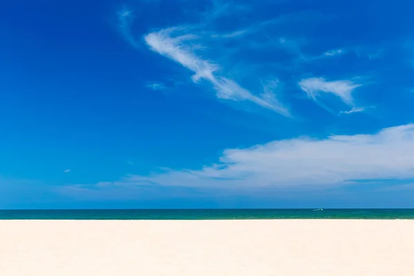 Vista para o mar tropical — Fotografia de Stock