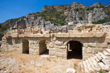 myra antik Likya mezar