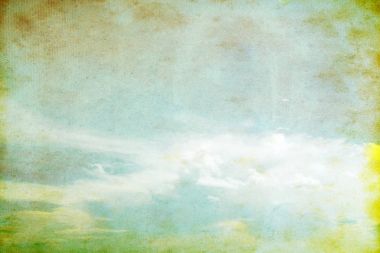 Mavi gökyüzündeki bulutlar