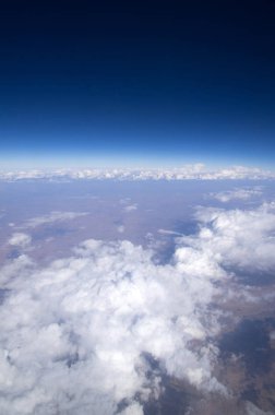 Hava gökyüzü ve bulutlar 