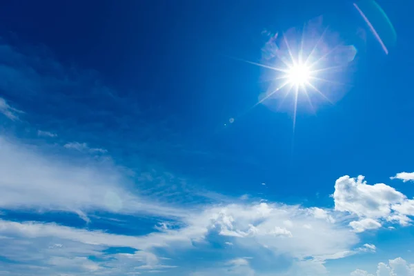 Cielo Azul Con Nube —  Fotos de Stock