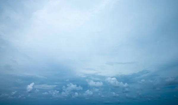 Cielo Blu Con Nuvola — Foto Stock