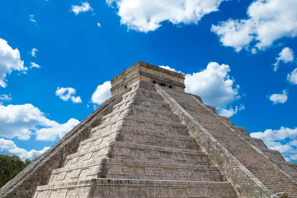 Kukulkan Πυραμίδα Στην Τοποθεσία Chichen Itza Μεξικό — Φωτογραφία Αρχείου