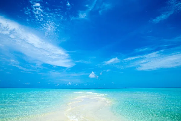 Вид Море Тропічного Пляжу Сонячним Небом — стокове фото