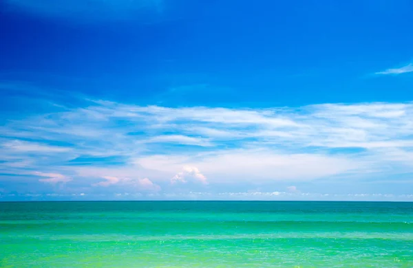 Tropická Pláž Palmami Modrá Laguna — Stock fotografie