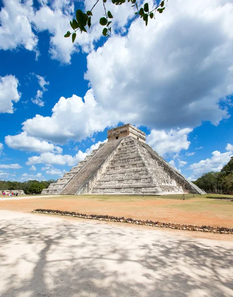 Храм Кукулкана Піраміда Чічен Іці Юкатан Мексика — стокове фото