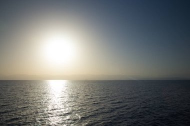 Deniz günbatımı güzel manzara 