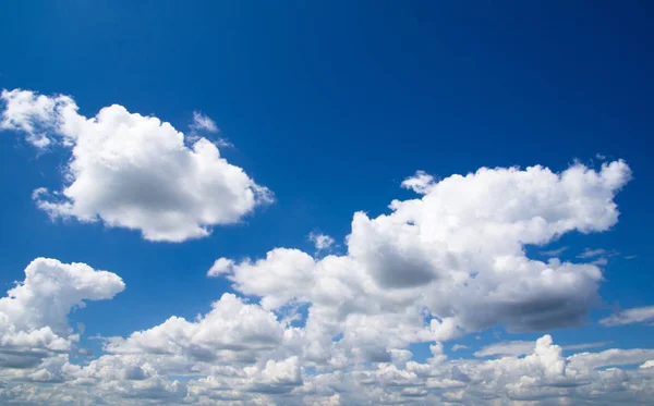 Mooie Azuurblauwe Hemel Met Wolken — Stockfoto