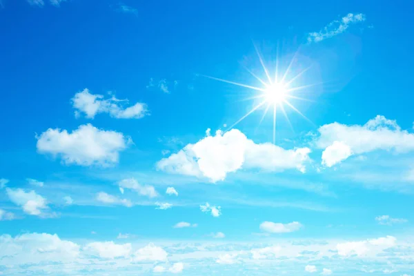 Céu Azul Bonito Com Nuvens Sol — Fotografia de Stock