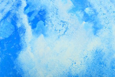 Mavi suluboya sıçrama vuruşu arka planı. Çizerek