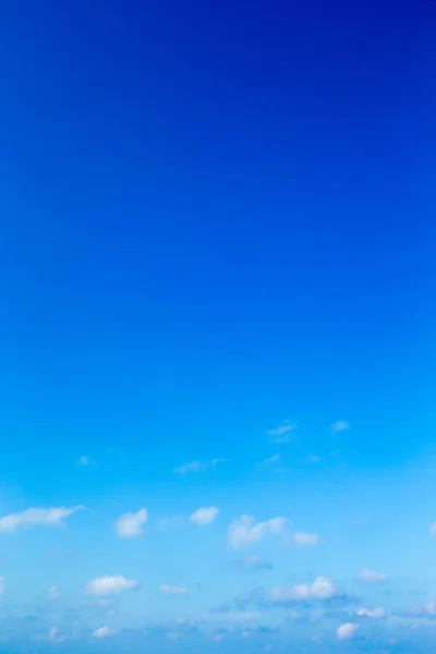Céu Azul Com Nuvem — Fotografia de Stock