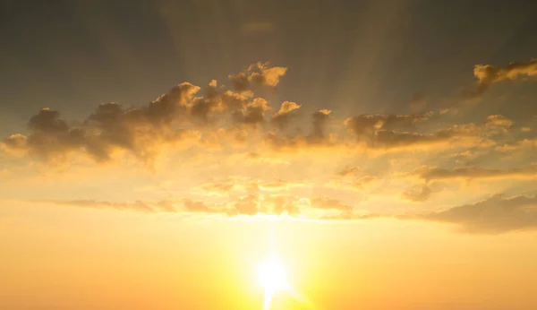 Cielo Blu Arancione Tramonto Con Raggi Sole Paesaggio Naturale Sfondo — Foto Stock