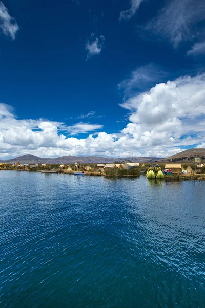 Orilla Del Lago Titicaca Cerca Puno Perú — Foto de Stock