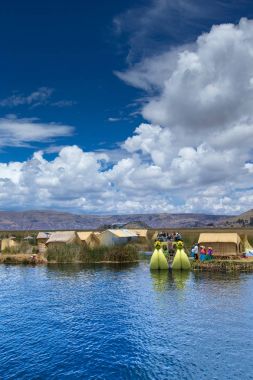 Göl kenarında: Puno, Peru