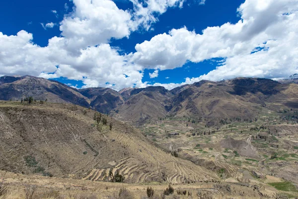 Paisaje en las montañas. Perú . — Foto de Stock