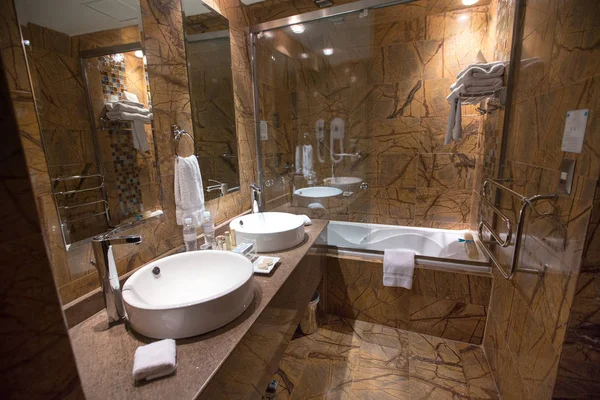 Interiér Moderní Koupelnu — Stock fotografie