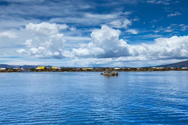 Totora Boat Titicaca Lake Puno Peru — Stock Photo, Image