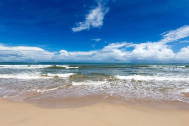  tropik sahilde bulutlu mavi gökyüzü arka plan Sri Lanka