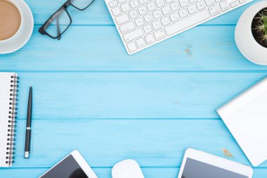 Ofis resepsiyon masası malzemeleri ile iş çalışma alanı'nın 