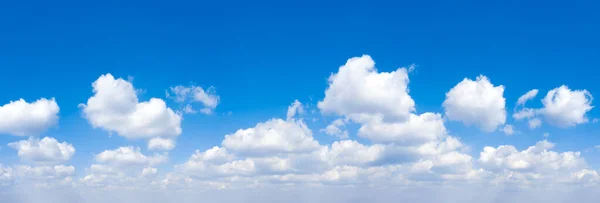 Panorama Ciel Bleu Nuages Blancs Nuage Gonflé Dans Ciel Bleu — Photo