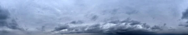 Panorama Zachmurzonego Szarego Nieba Burza Powietrzna — Zdjęcie stockowe