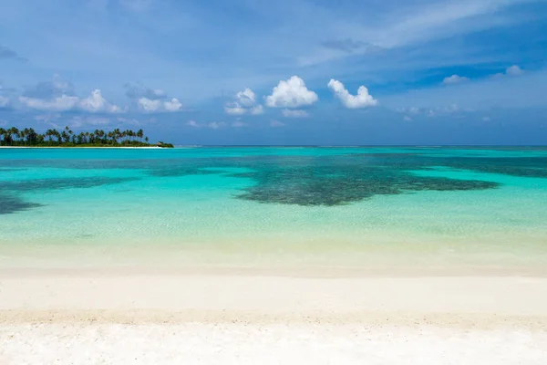 Belle Île Tropicale Des Maldives Avec Plage Mer Avec Bungalows — Photo