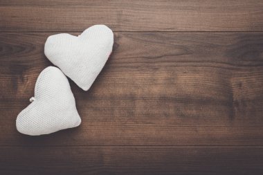 iki örgü kalp şekilleri