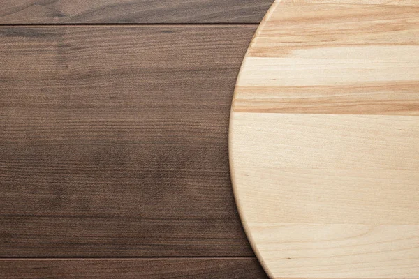 Mesa redonda de madera para pizza — Foto de Stock