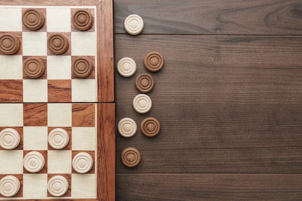 Wooden draughts game — Stock Photo, Image