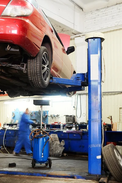 Garaje de reparación de coches — Foto de Stock