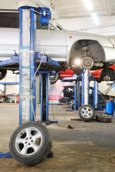 Garaje de reparación de coches —  Fotos de Stock