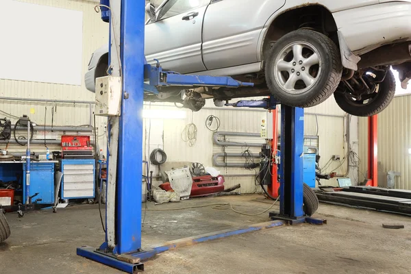 Car repair garage — Stock Photo, Image