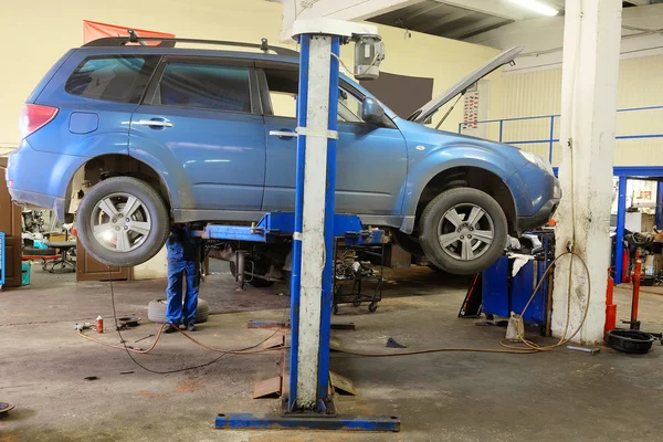 Car repair garage — Stock Photo, Image