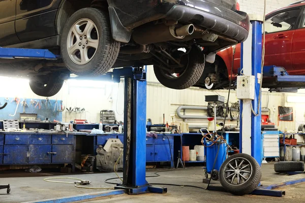 Car repair garage — Stock Photo, Image