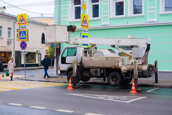 Přesouvání výtahu v ulici Polianka — Stock fotografie