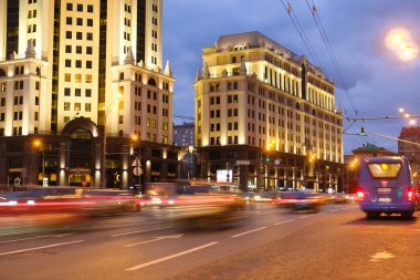 Moskova 'da gece trafiği