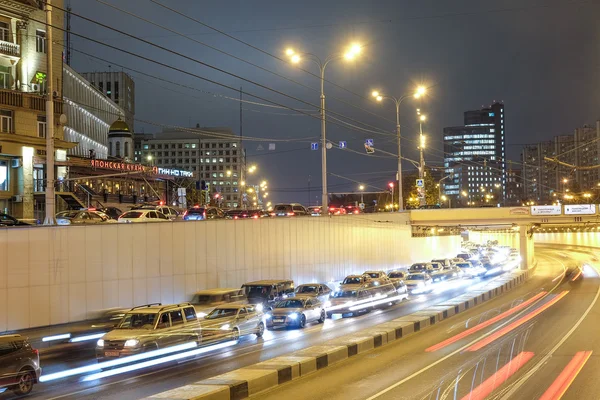 Night traffic in Moscow — Stock Photo, Image