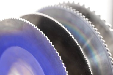 Disk bir otomatik testere