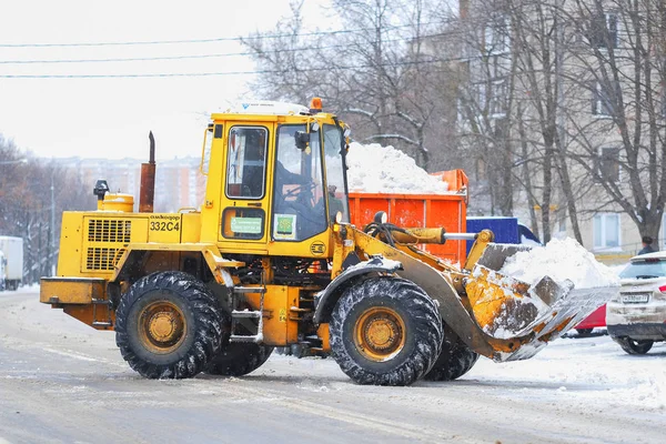 Sneeuw verwijdering machine — Stockfoto