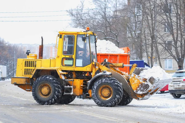 Sneeuw verwijdering machine — Stockfoto