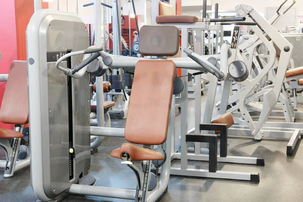 Fitness hall with fitness equipment — Stock Photo, Image