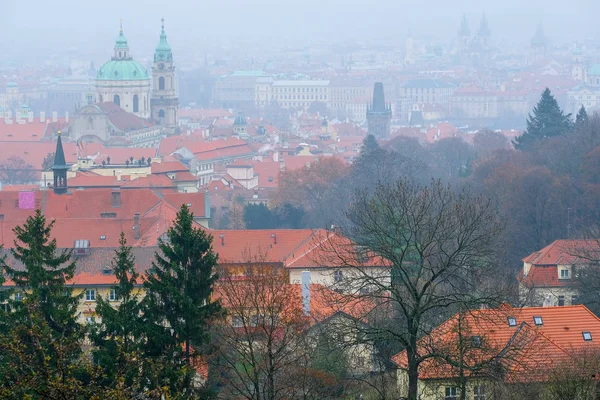 Panorama di una parte storica di Praga — Foto Stock