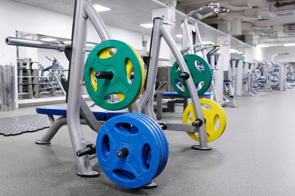 Wights in a fitness hall — Stock Photo, Image