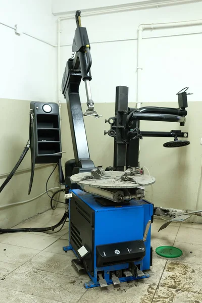 Maszyna do montażu opon — Zdjęcie stockowe