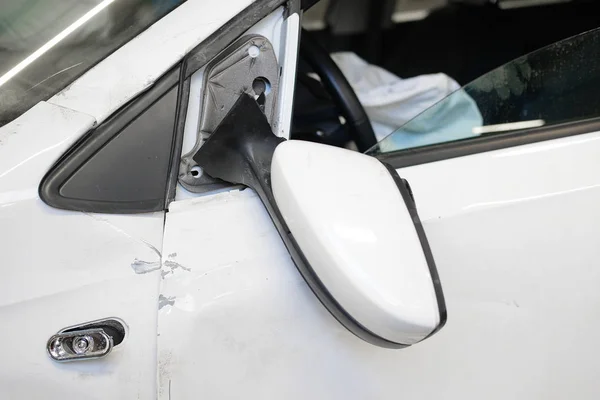 Espejo estrellado de un coche — Foto de Stock