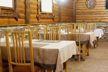 Bir kafede bir ahşap ev iç