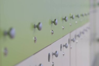 Fitness kulüp soyunma odasında iç